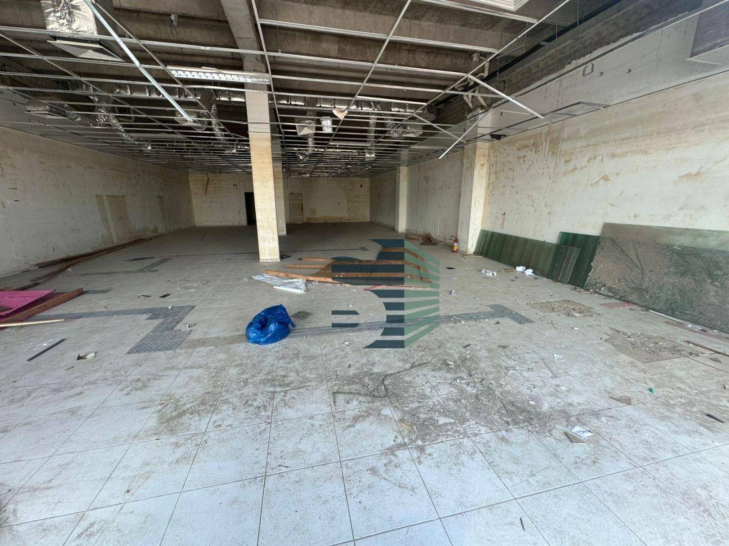 Loja-Salão para alugar, 359m² - Foto 4