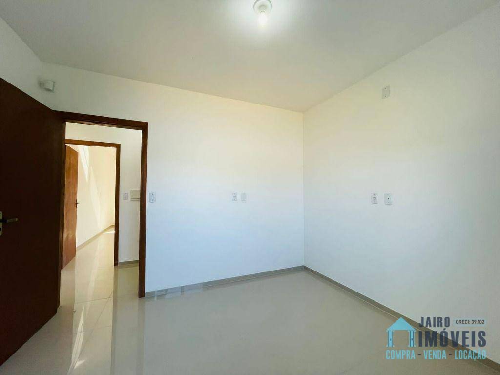 Casa à venda com 3 quartos, 90m² - Foto 22