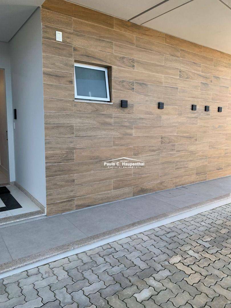 Apartamento à venda com 3 quartos, 137m² - Foto 3