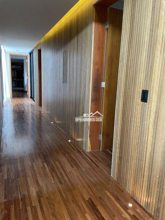 Casa de Condomínio à venda com 5 quartos, 557m² - Foto 17