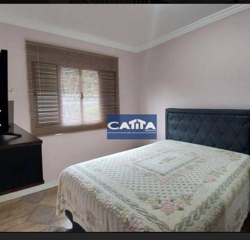 Sobrado à venda com 4 quartos, 200m² - Foto 15