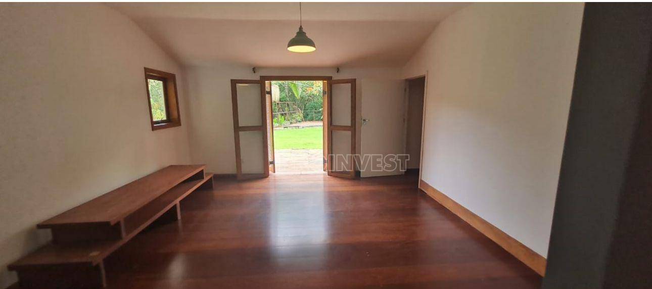 Casa de Condomínio à venda com 3 quartos, 450m² - Foto 17