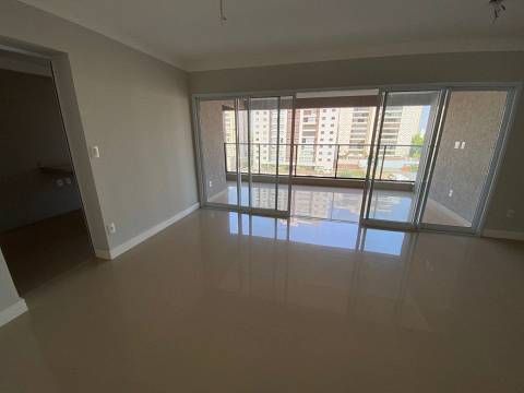 Apartamento à venda com 3 quartos, 135m² - Foto 3