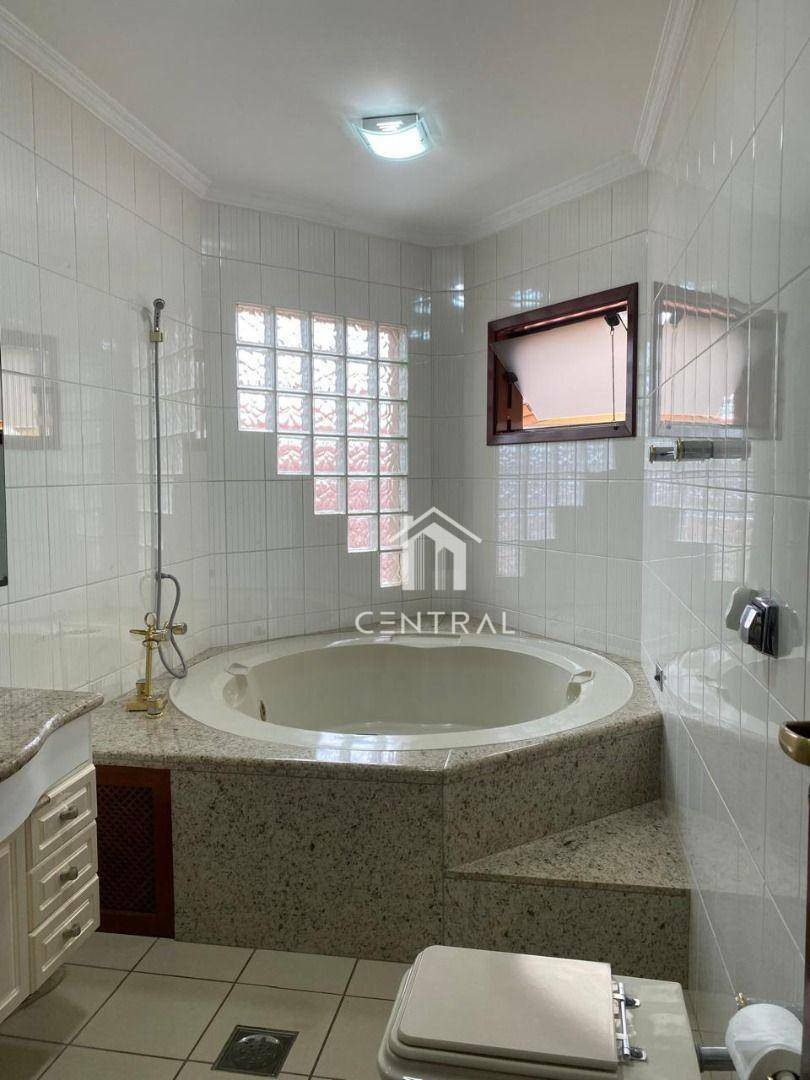 Sobrado à venda com 3 quartos, 358m² - Foto 16