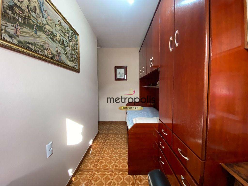 Sobrado à venda com 5 quartos, 232m² - Foto 53