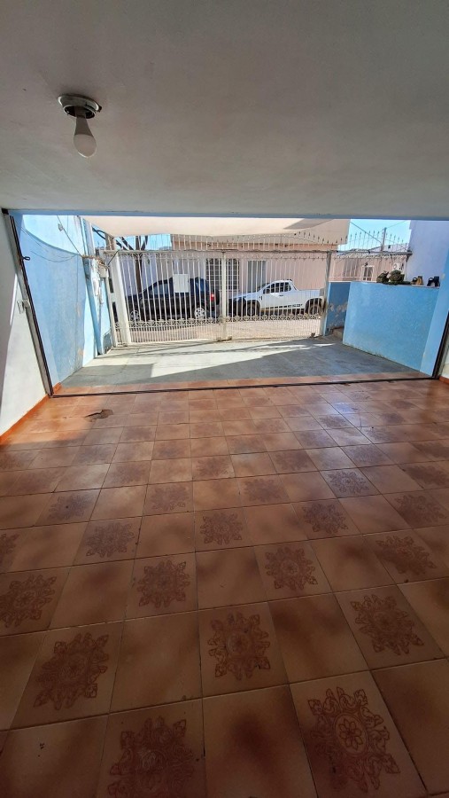Casa à venda com 3 quartos, 166m² - Foto 4