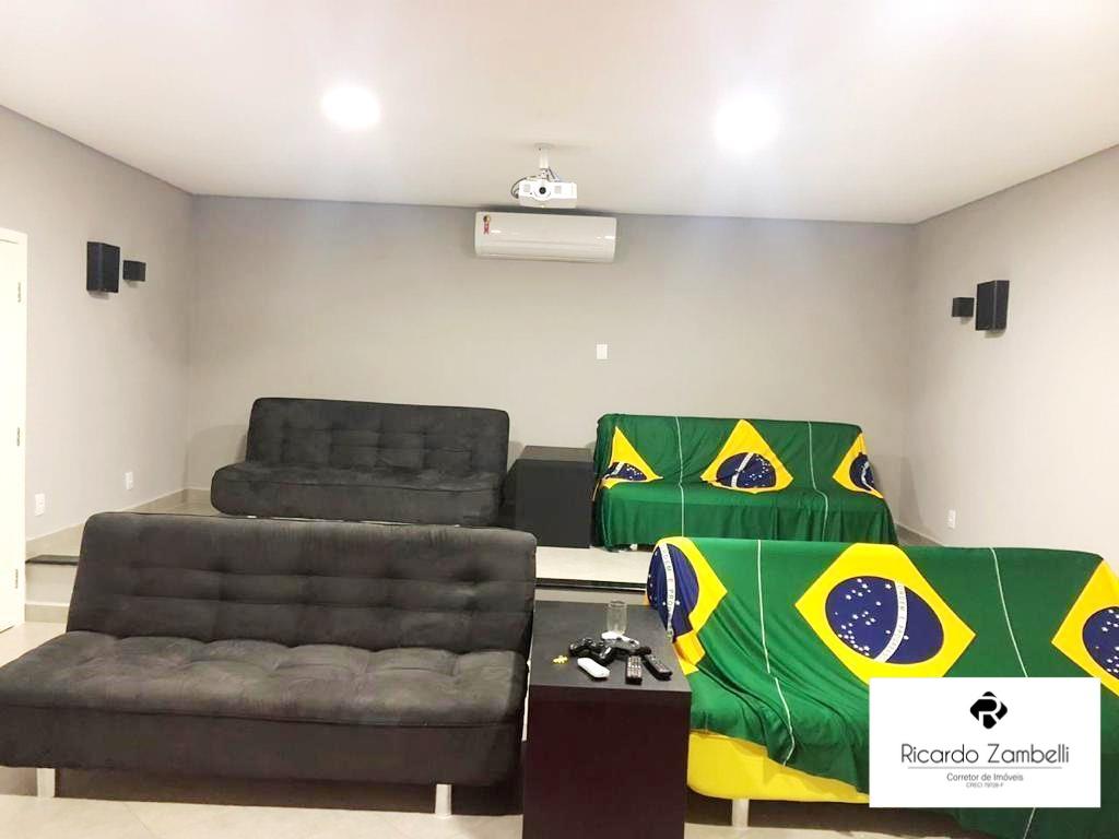 Casa à venda com 3 quartos, 250m² - Foto 15