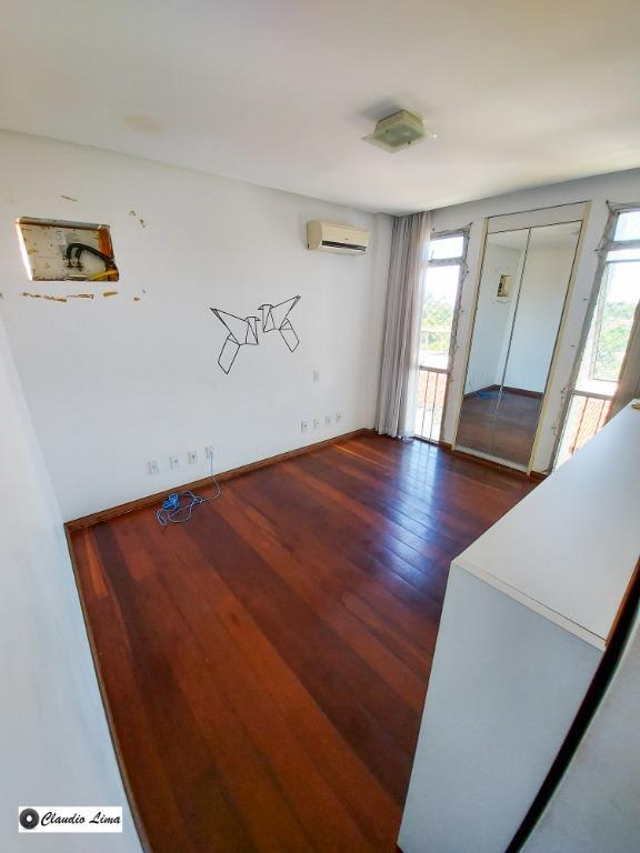 Apartamento à venda com 4 quartos, 204m² - Foto 29