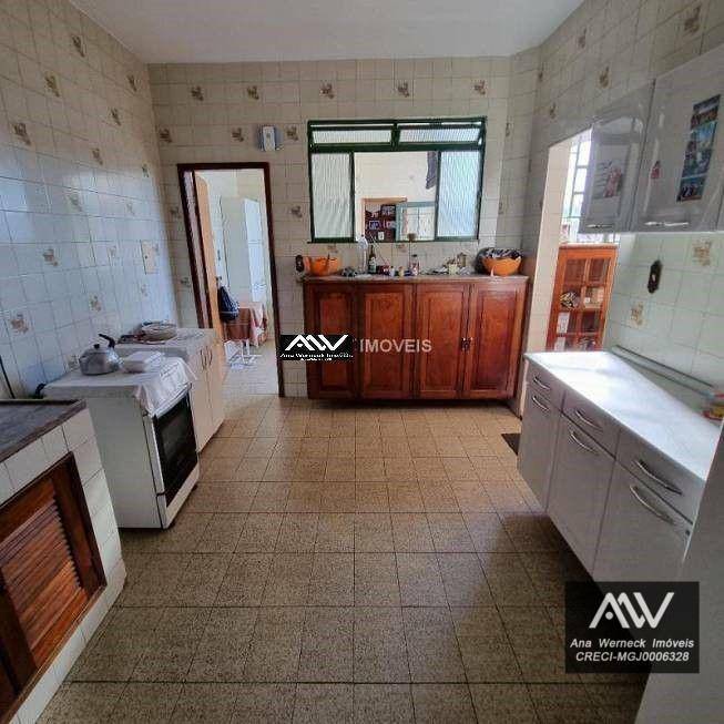 Casa à venda com 3 quartos, 180m² - Foto 6