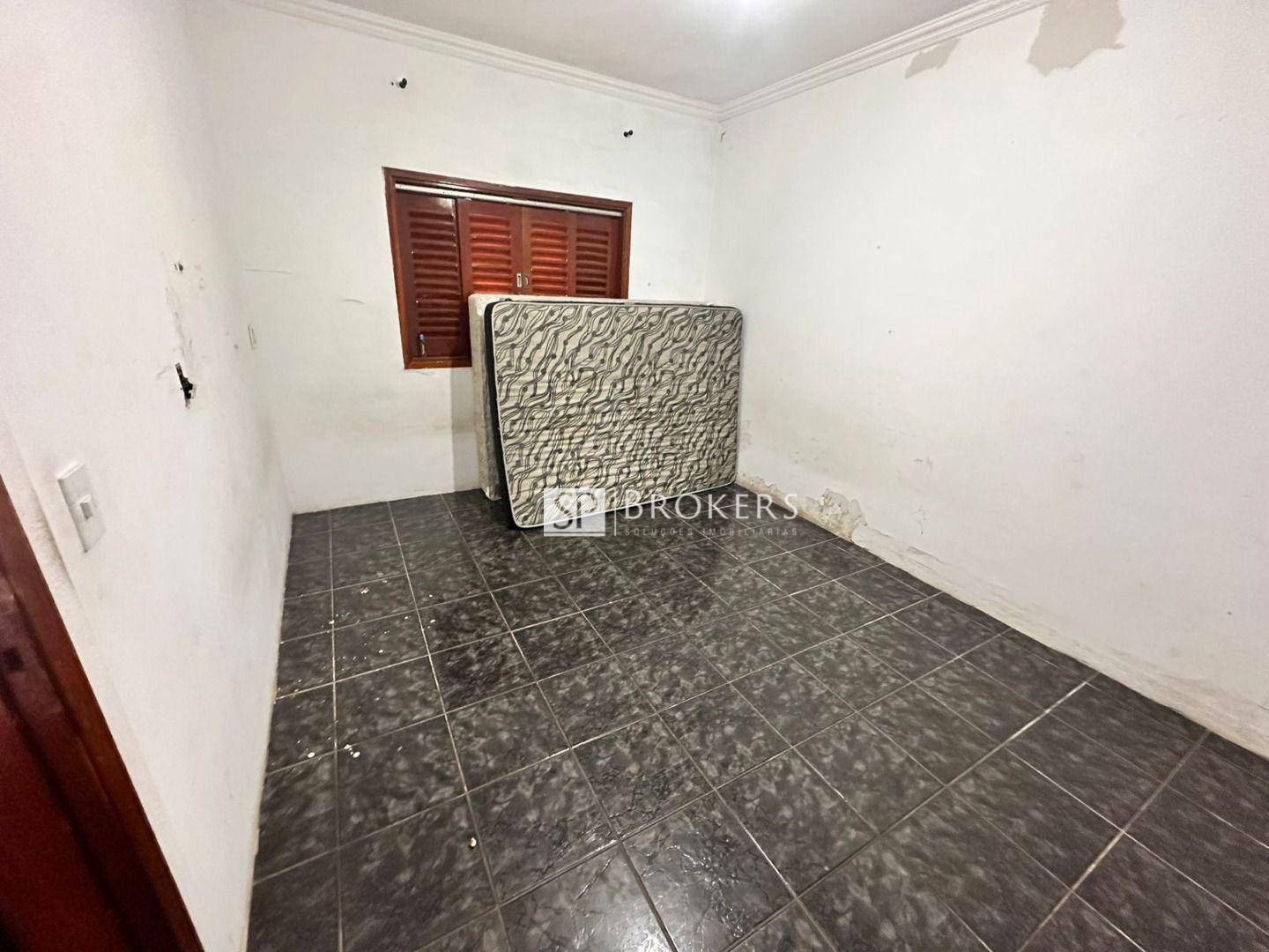 Chácara à venda com 3 quartos, 200m² - Foto 12