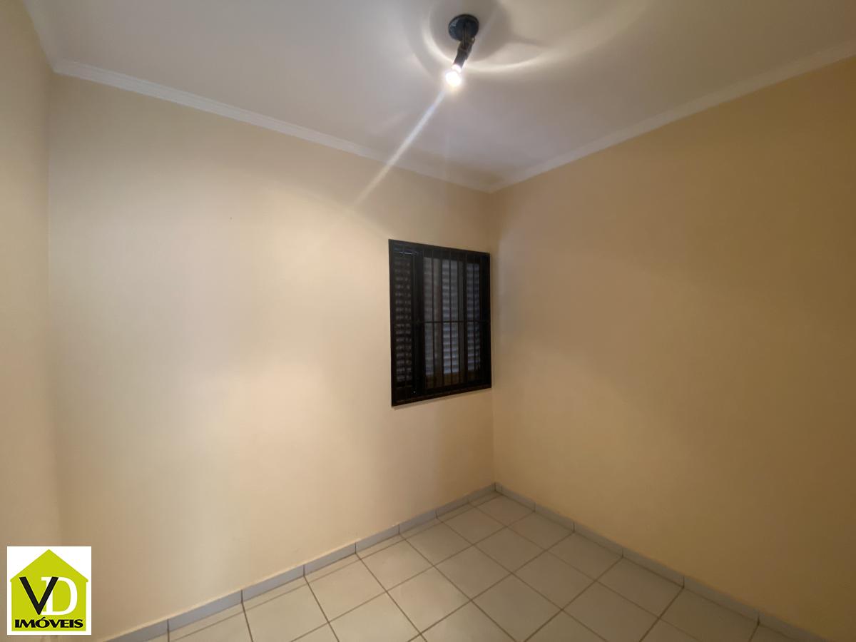 Apartamento à venda com 3 quartos, 180m² - Foto 12