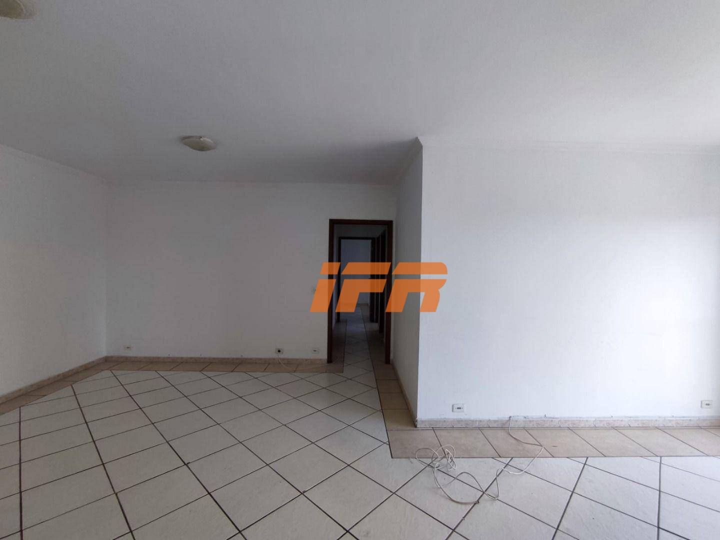 Apartamento à venda com 3 quartos, 143m² - Foto 31