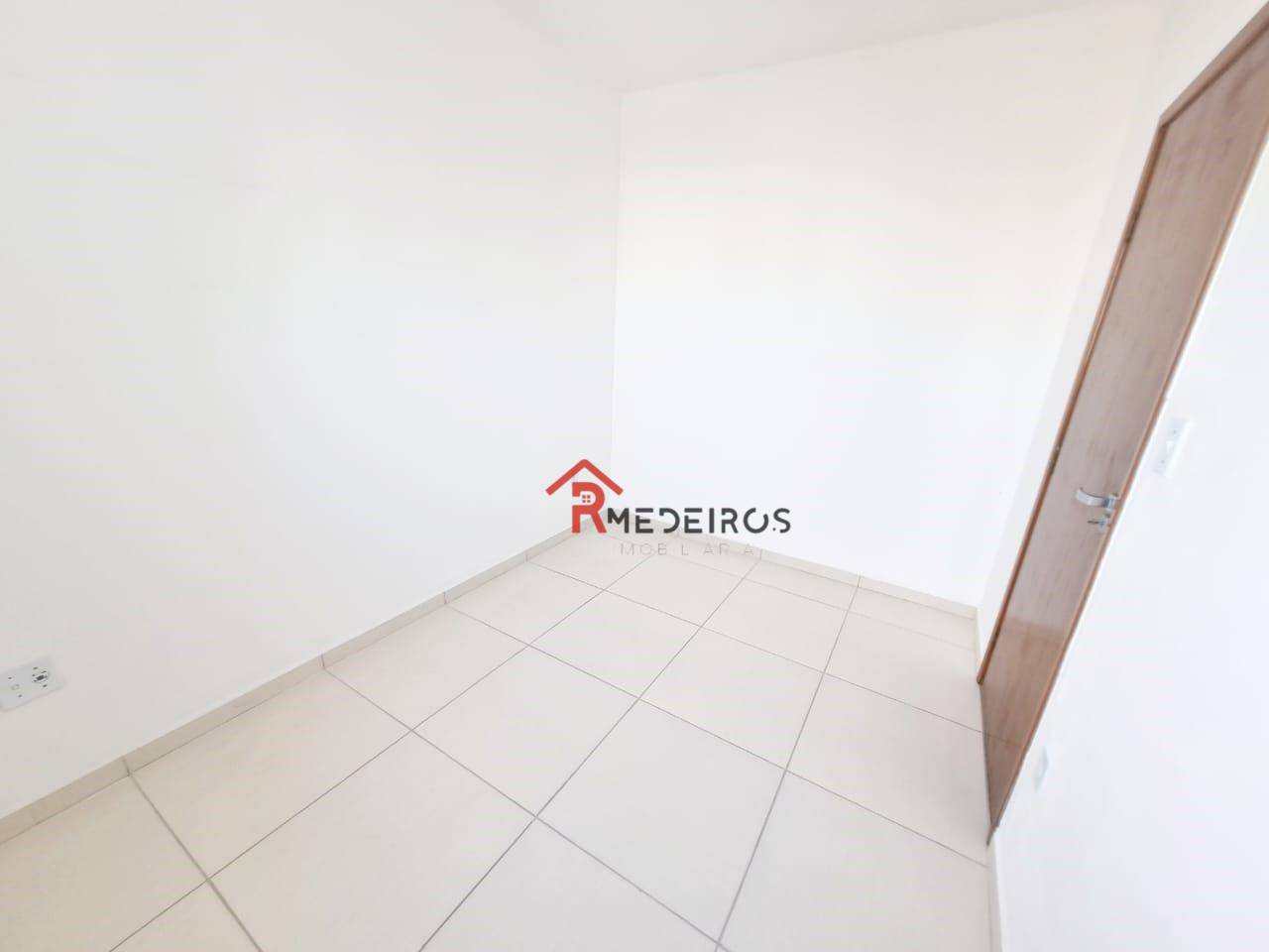 Apartamento à venda com 2 quartos, 60m² - Foto 13