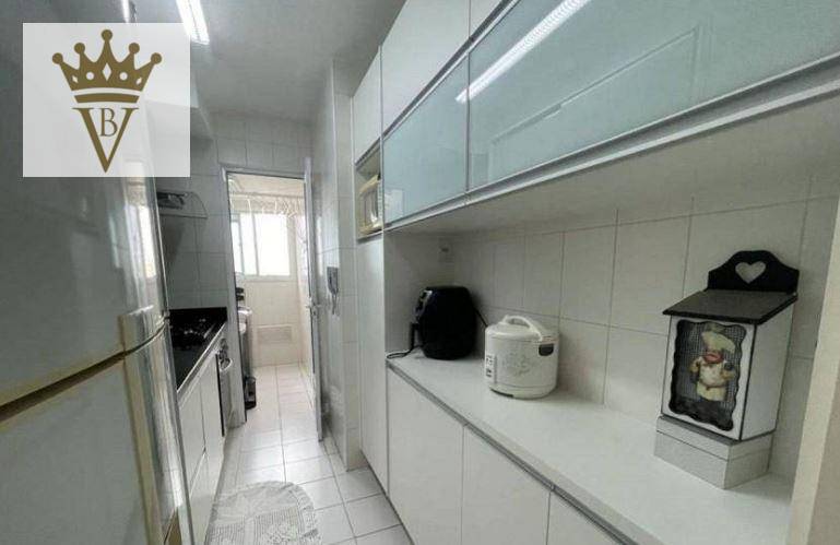 Apartamento à venda com 3 quartos, 83m² - Foto 4