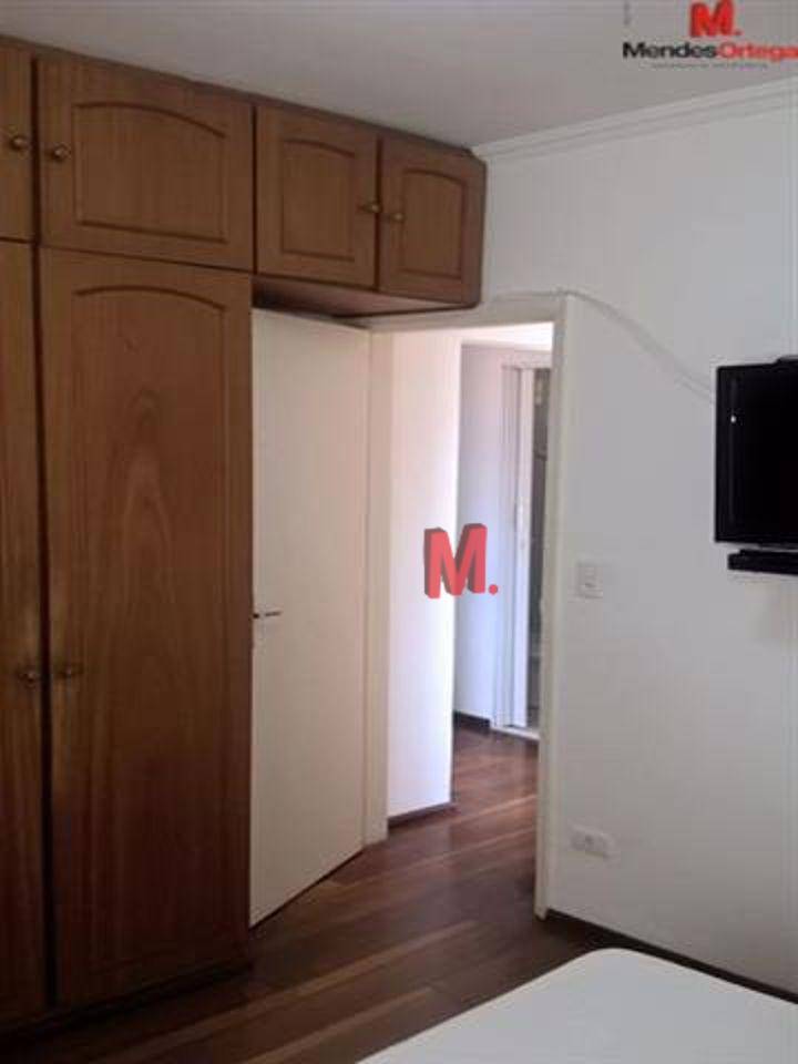 Apartamento à venda com 3 quartos, 128m² - Foto 11