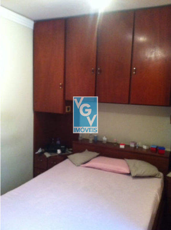 Apartamento à venda com 2 quartos, 65m² - Foto 4