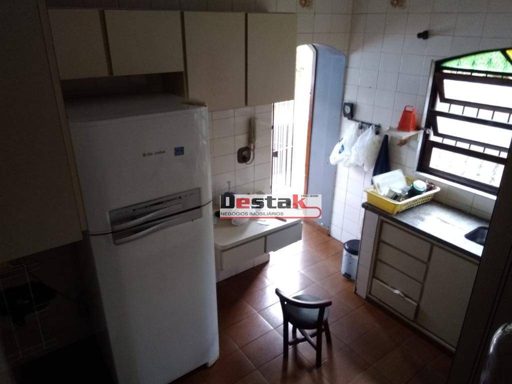 Sobrado, 3 quartos, 212 m² - Foto 7