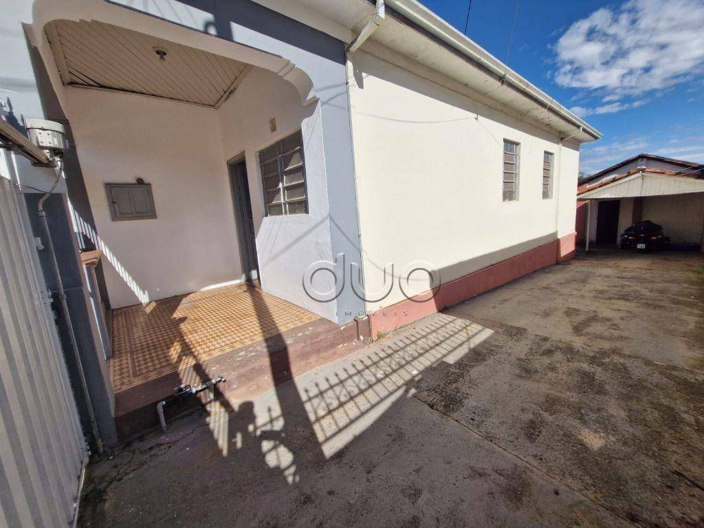 Casa à venda com 3 quartos, 158m² - Foto 3