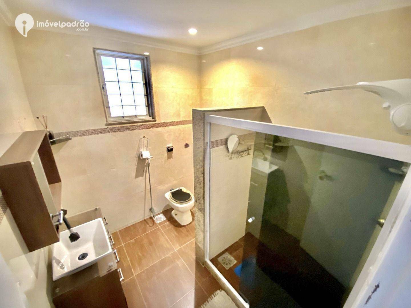 Casa à venda com 4 quartos, 140m² - Foto 18