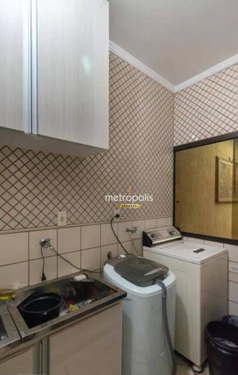 Sobrado à venda e aluguel com 3 quartos, 260m² - Foto 28