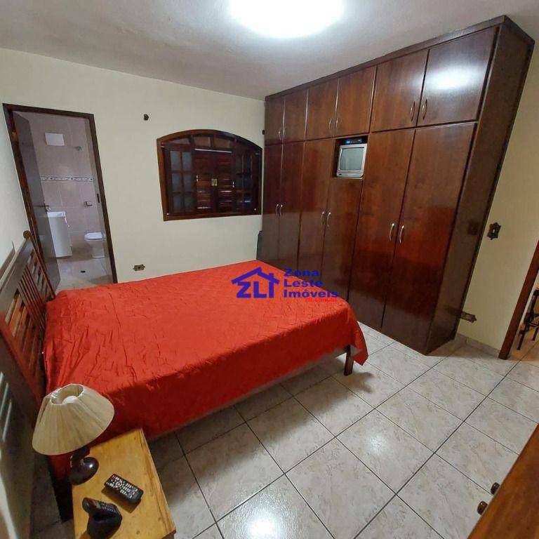 Sobrado à venda com 2 quartos, 60m² - Foto 2