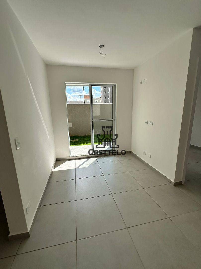 Apartamento à venda com 2 quartos, 82m² - Foto 3