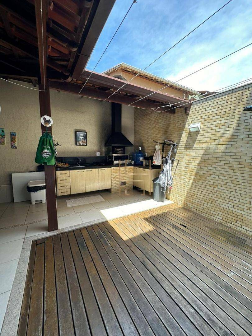 Casa à venda com 3 quartos, 1M2 - Foto 12