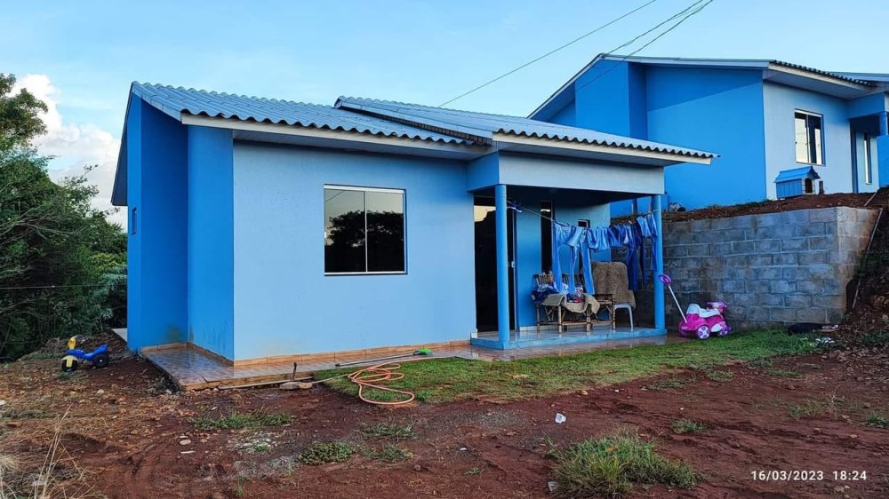 Casa, 2 quartos, 64 m² - Foto 1