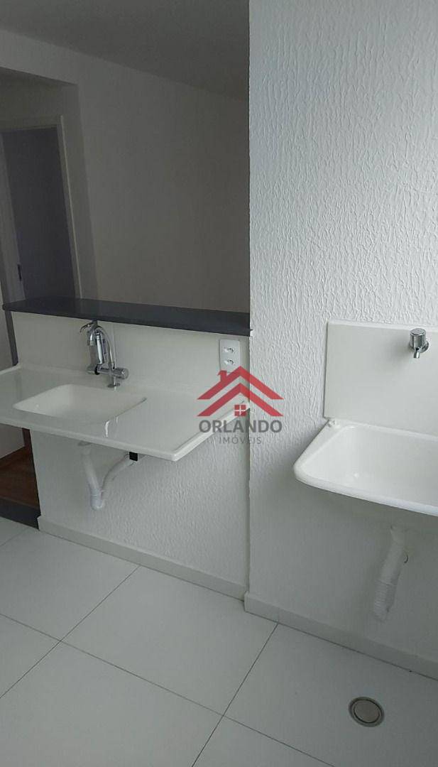 Apartamento à venda com 2 quartos, 45m² - Foto 4