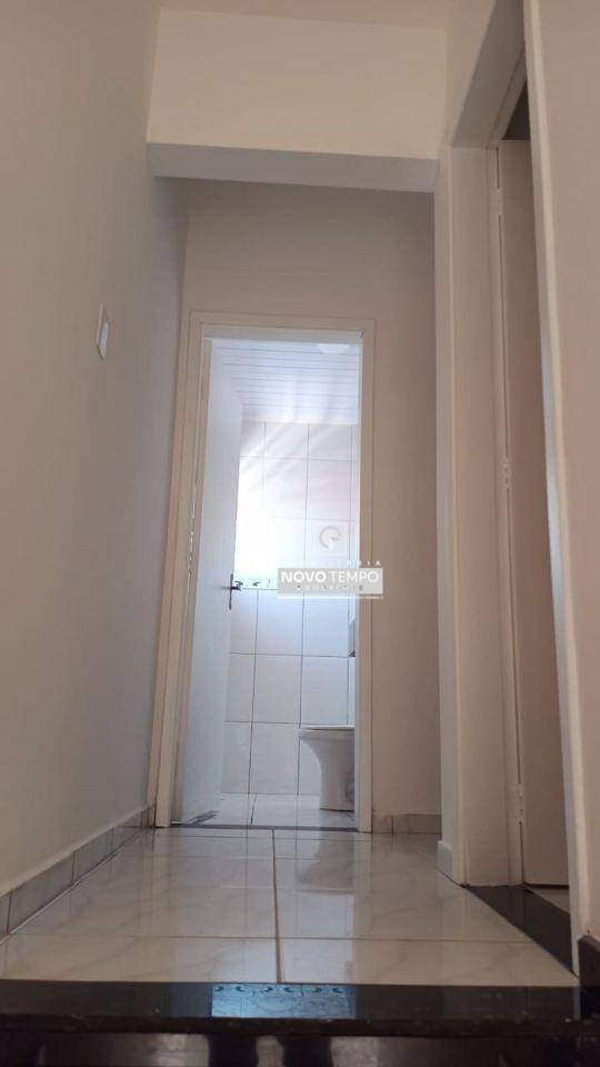 Casa à venda com 2 quartos, 150m² - Foto 3