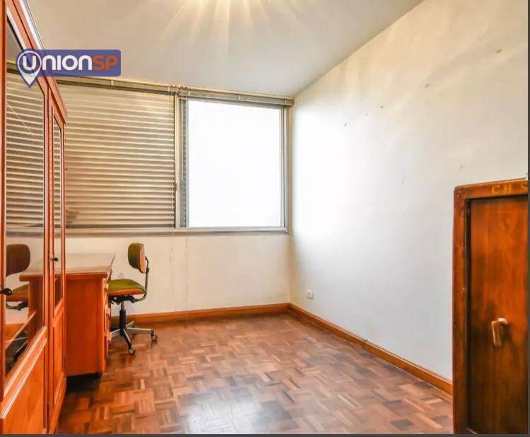 Apartamento à venda com 3 quartos, 140m² - Foto 6