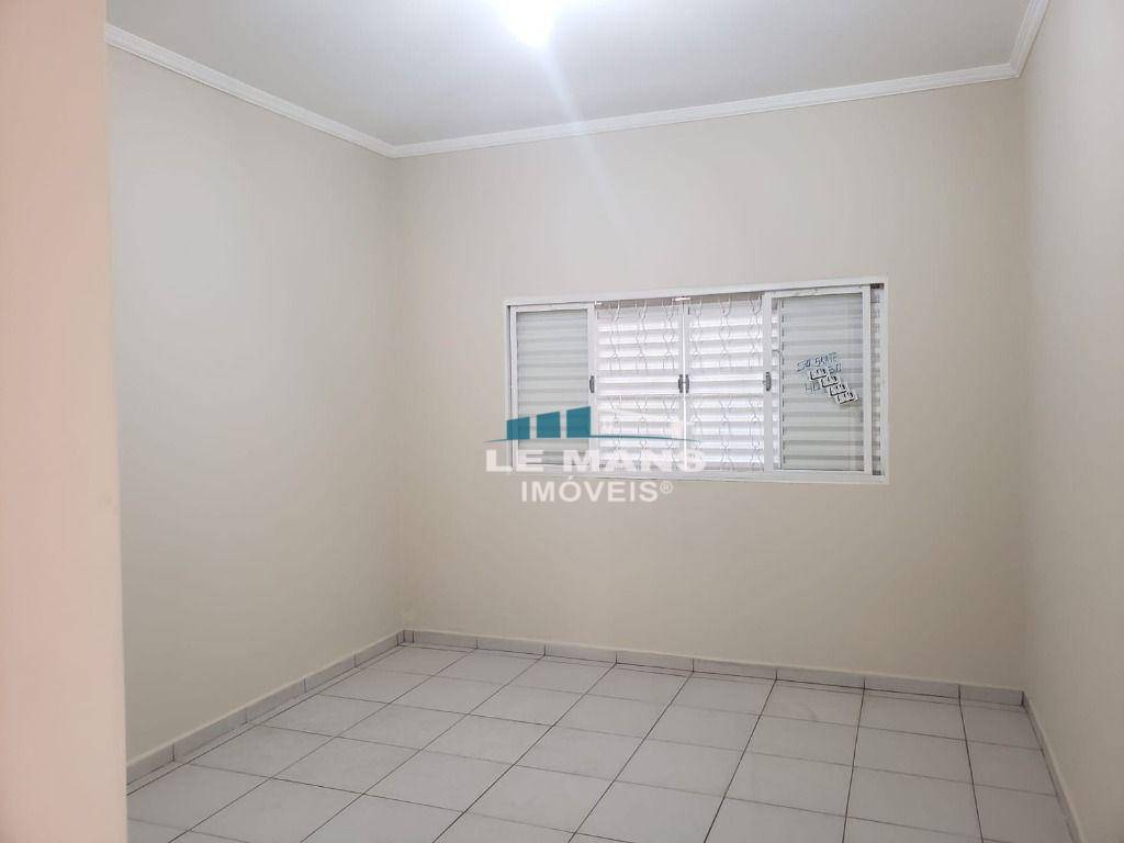 Casa à venda com 2 quartos, 94m² - Foto 10