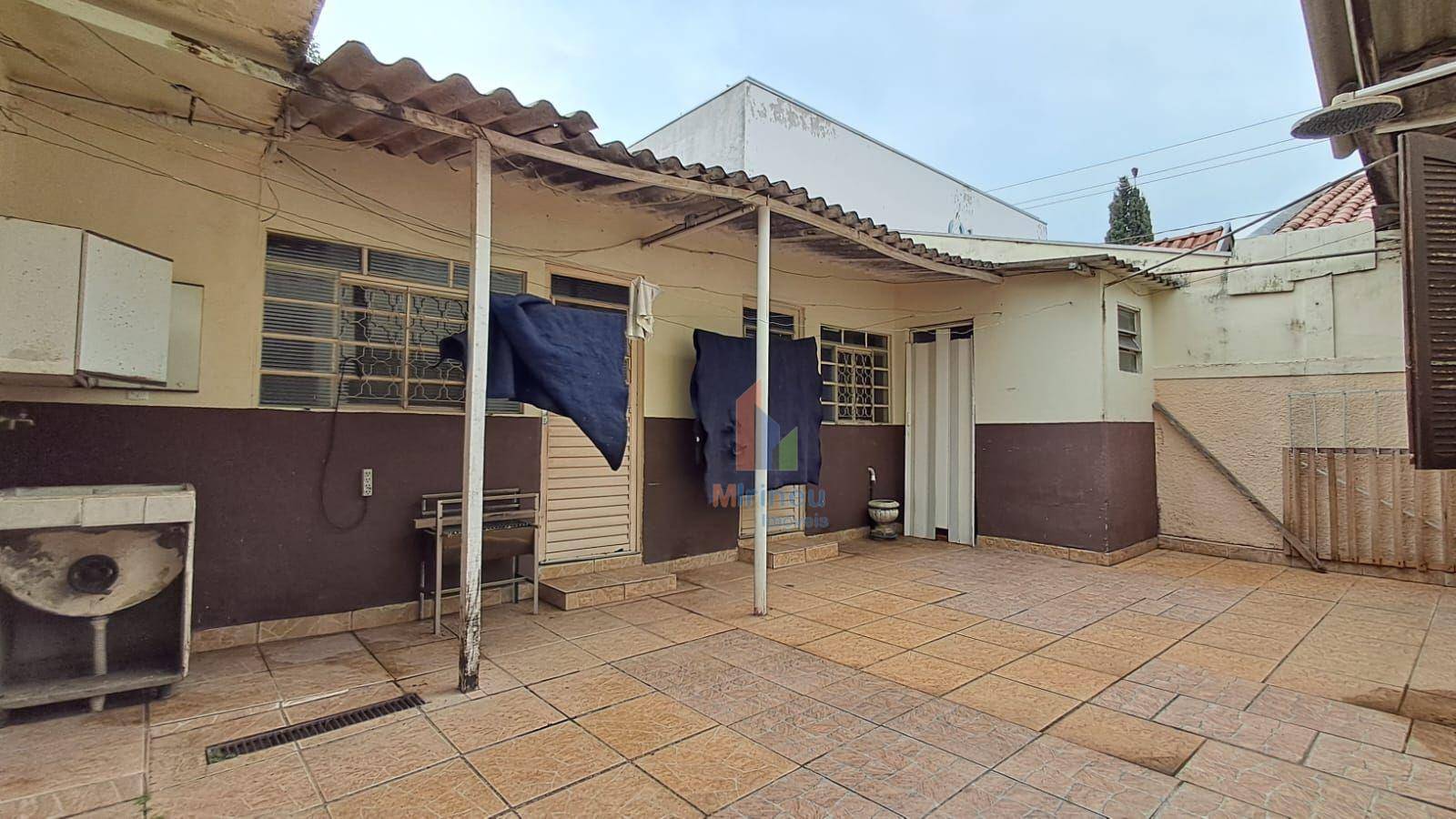 Casa, 3 quartos, 200 m² - Foto 2