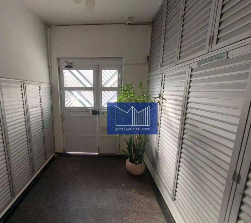 Apartamento para alugar com 1 quarto, 50m² - Foto 10