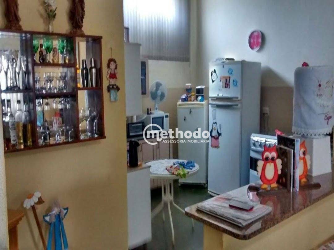 Chácara à venda com 2 quartos, 212m² - Foto 12