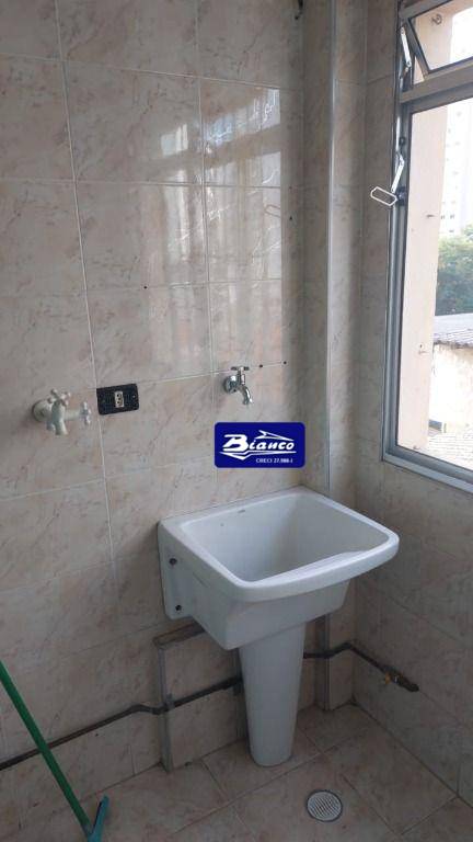 Apartamento à venda com 2 quartos, 60m² - Foto 4