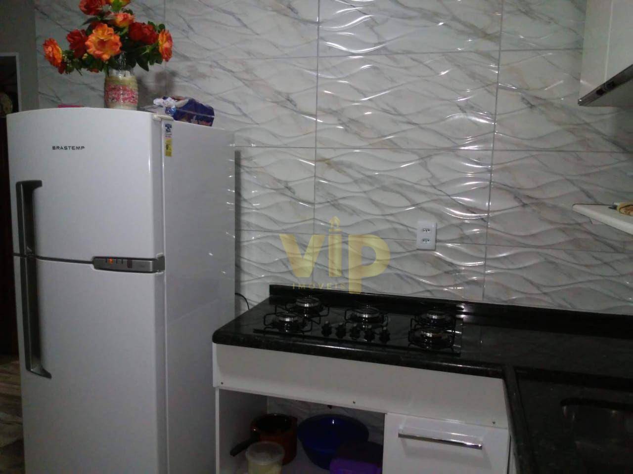 Apartamento à venda com 2 quartos, 72m² - Foto 4