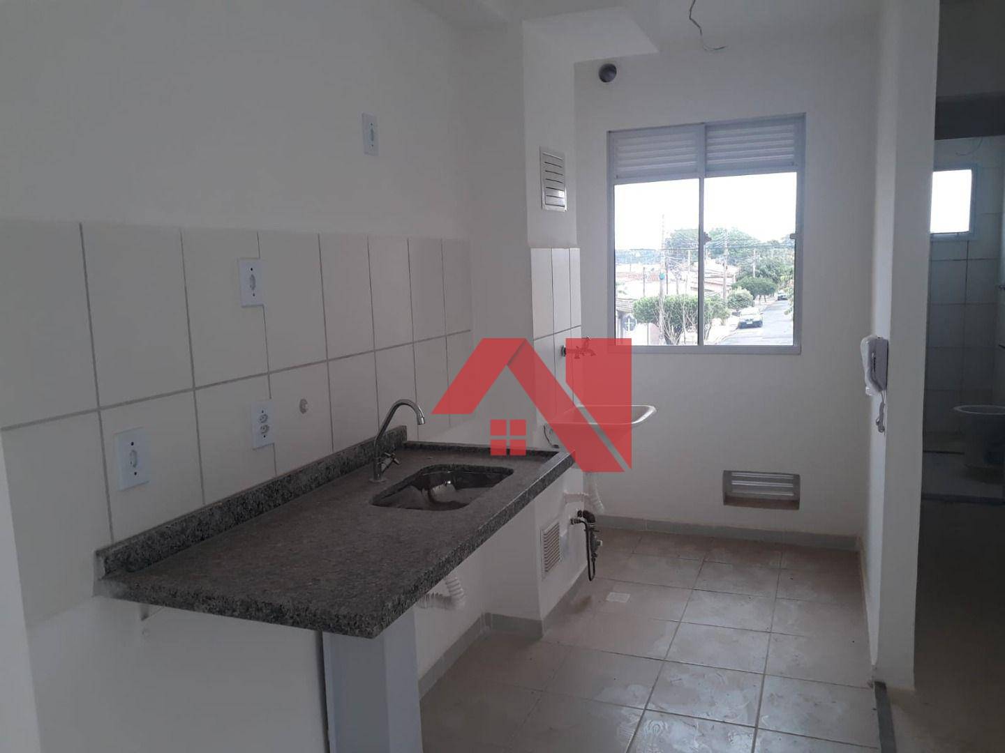 Apartamento à venda com 2 quartos, 40m² - Foto 2