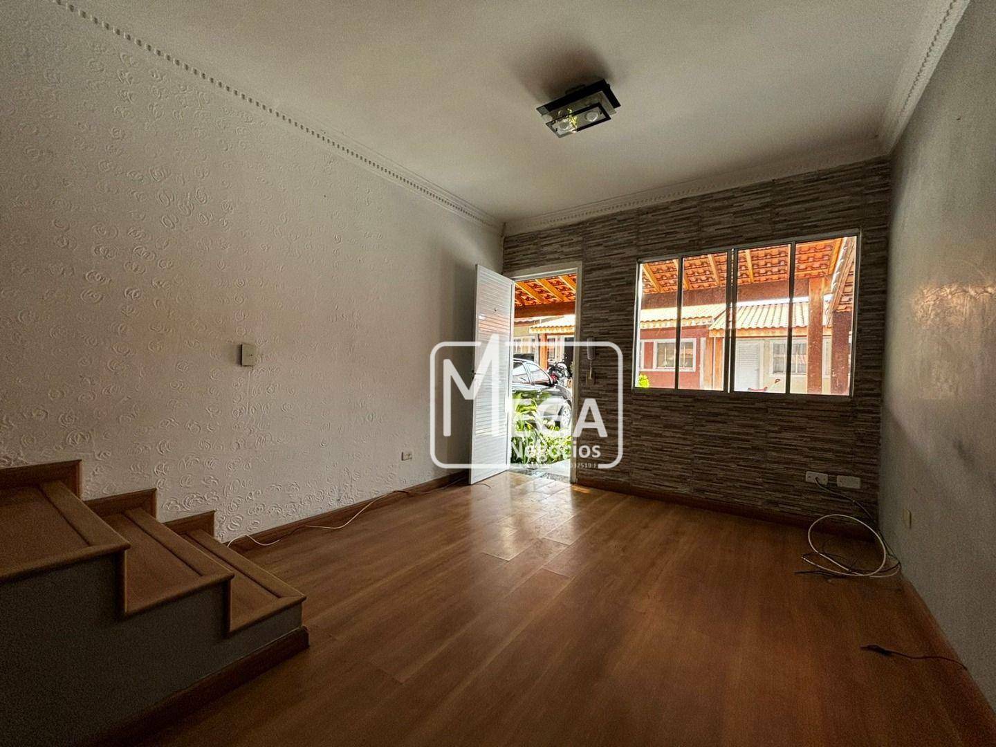 Casa de Condomínio à venda com 2 quartos, 70m² - Foto 1