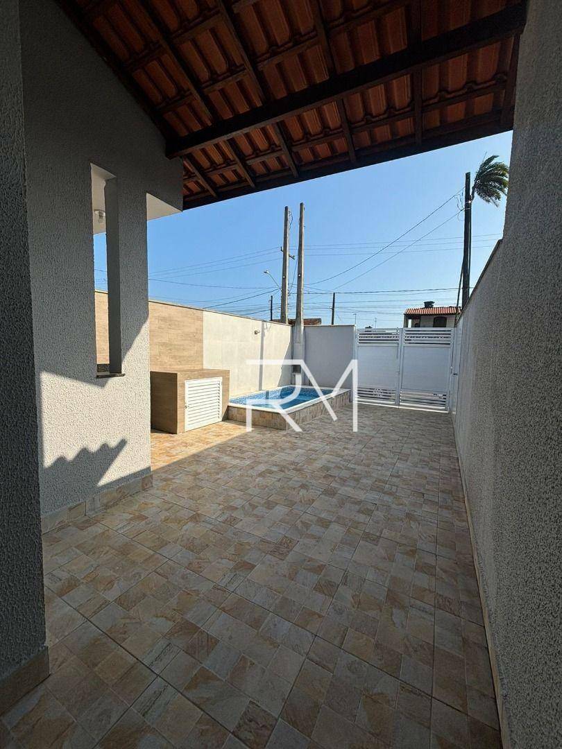 Casa à venda com 2 quartos, 62m² - Foto 4