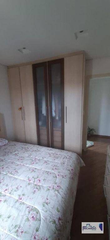 Apartamento para alugar com 2 quartos, 60m² - Foto 11