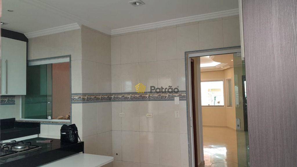 Sobrado à venda com 3 quartos, 350m² - Foto 13