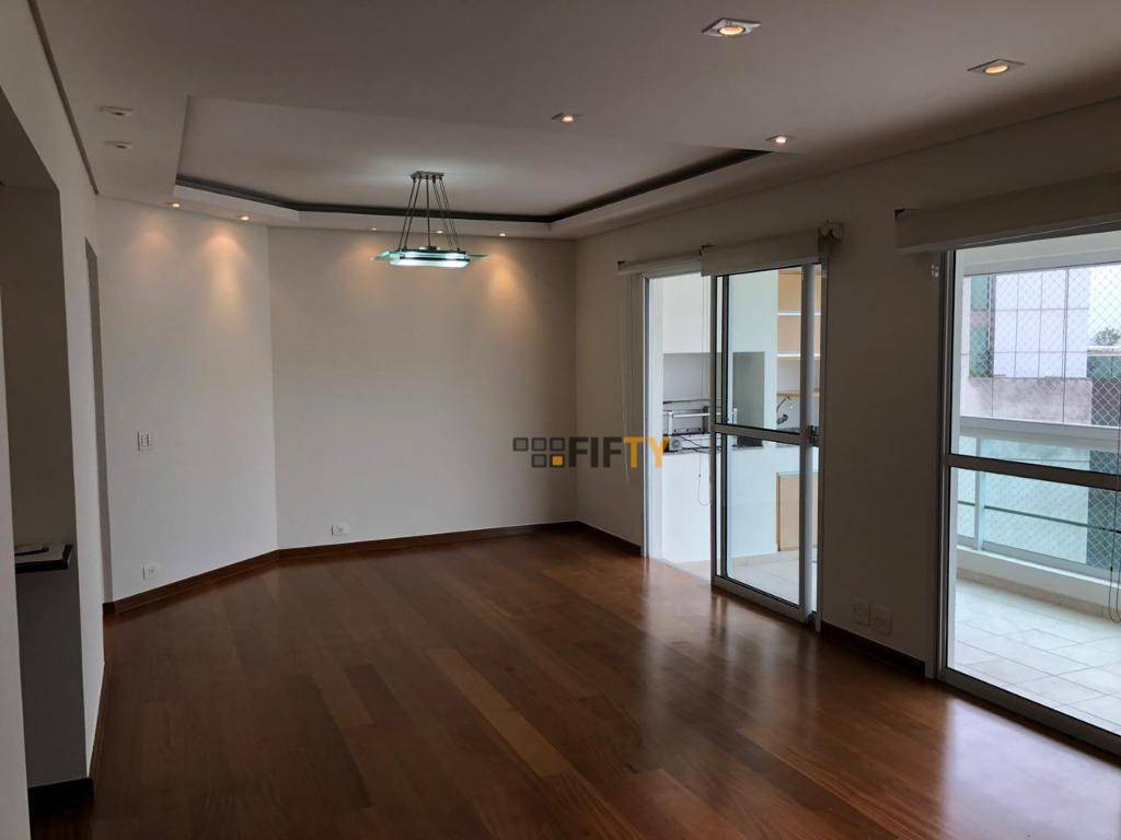 Apartamento para alugar com 3 quartos, 112m² - Foto 4