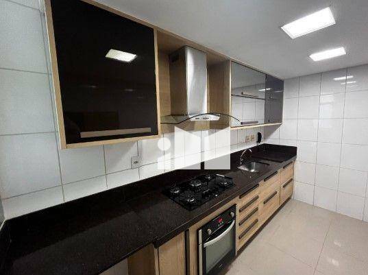 Apartamento para alugar com 3 quartos, 123m² - Foto 16