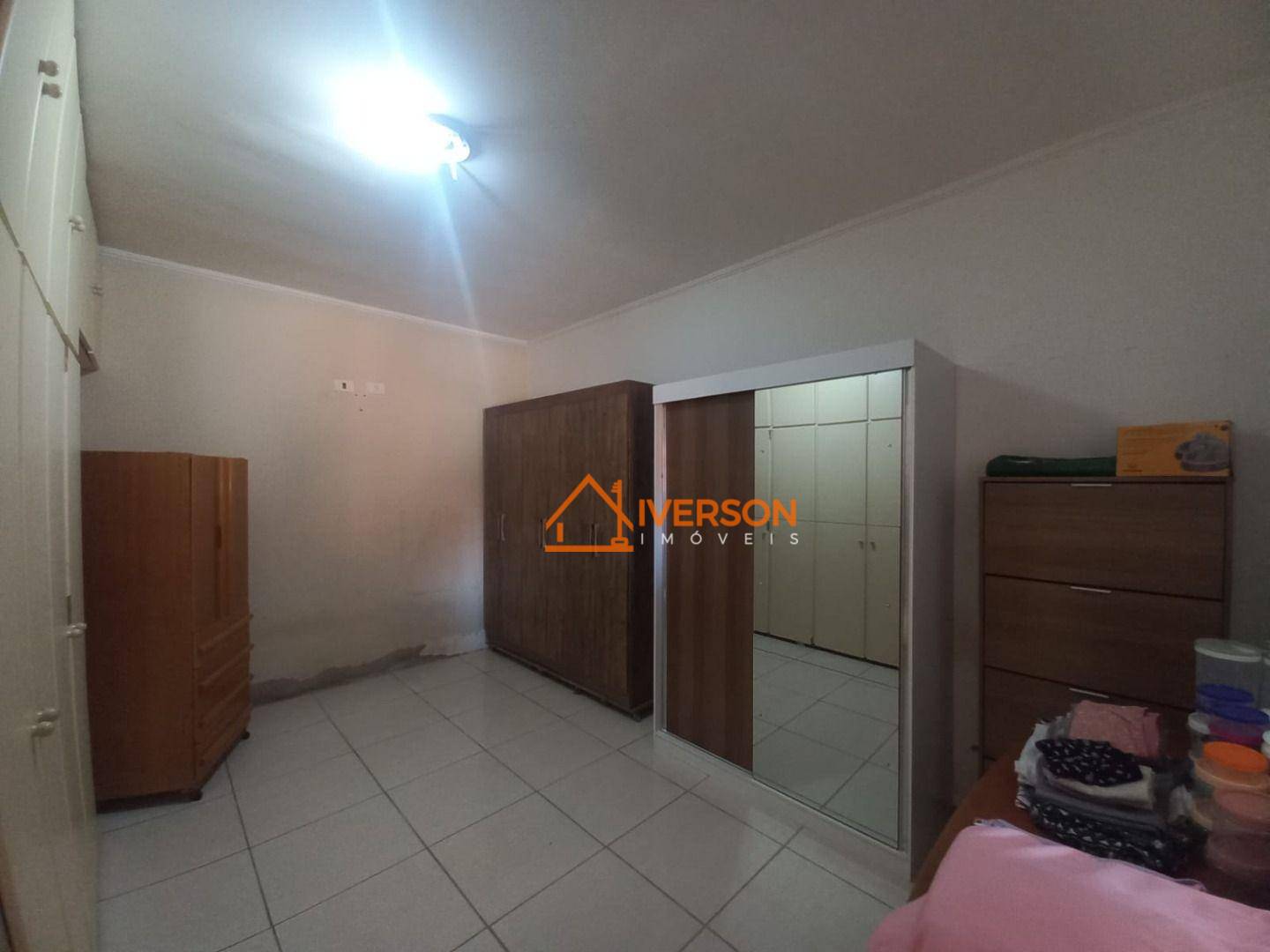 Casa à venda com 2 quartos, 175m² - Foto 14