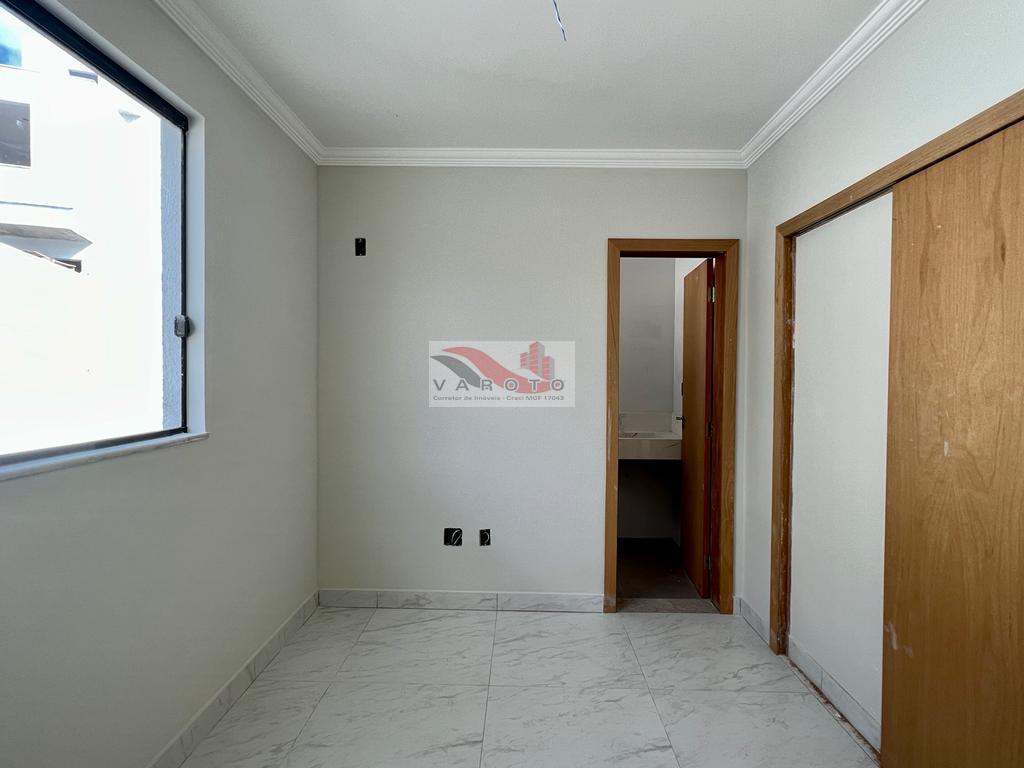 Casa à venda com 3 quartos, 40m² - Foto 13