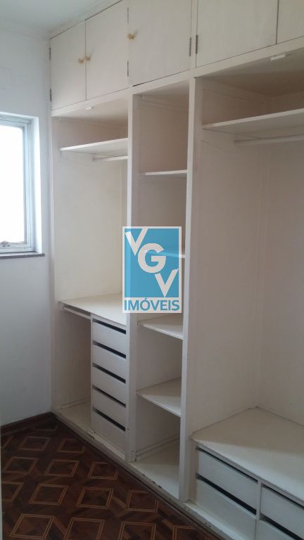 Casa para alugar com 3 quartos, 350m² - Foto 9