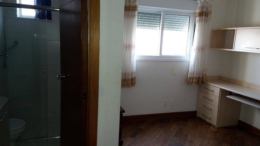 Apartamento à venda com 4 quartos, 257m² - Foto 23