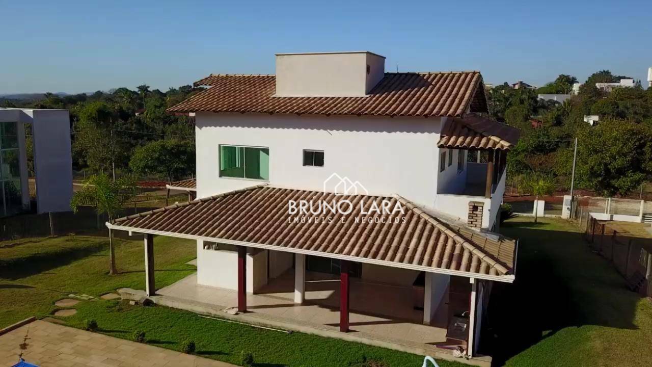 Casa de Condomínio à venda com 3 quartos, 200m² - Foto 3