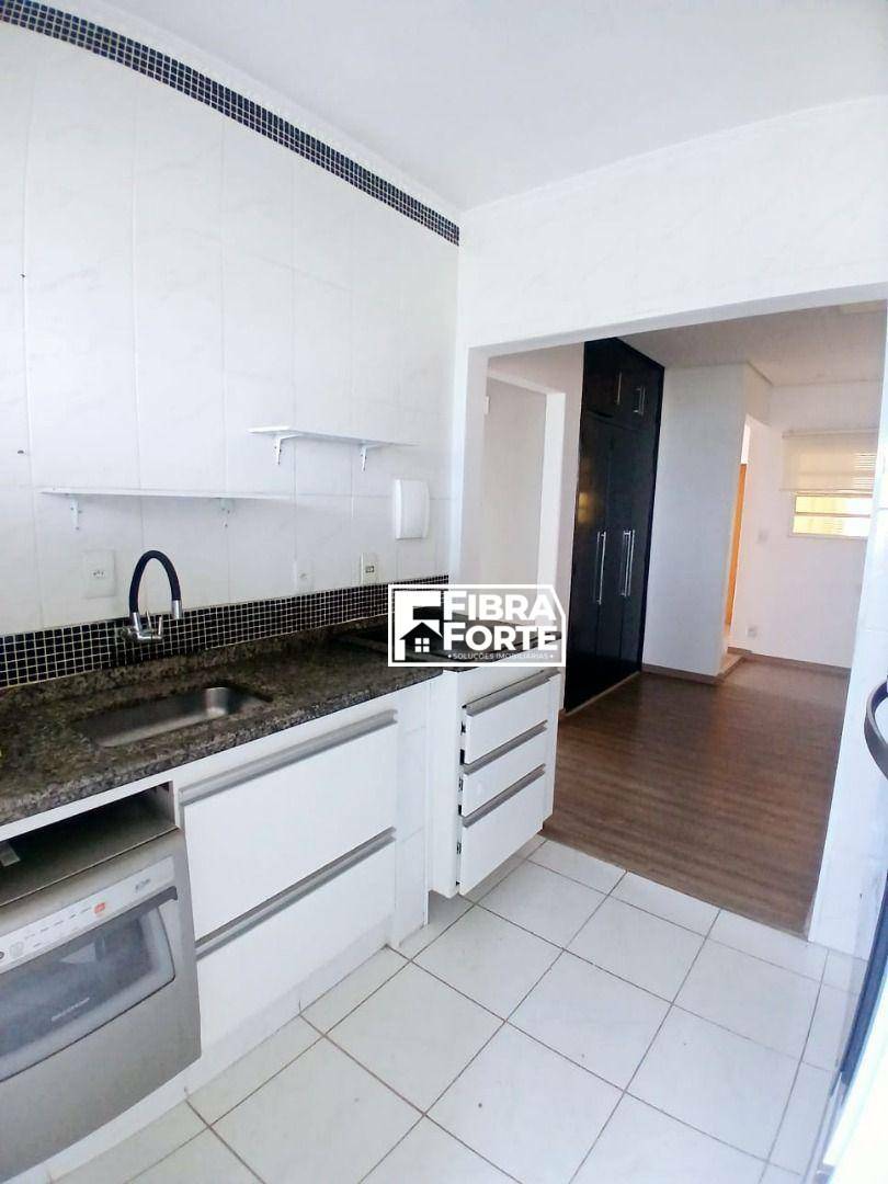 Apartamento à venda com 2 quartos, 70m² - Foto 7